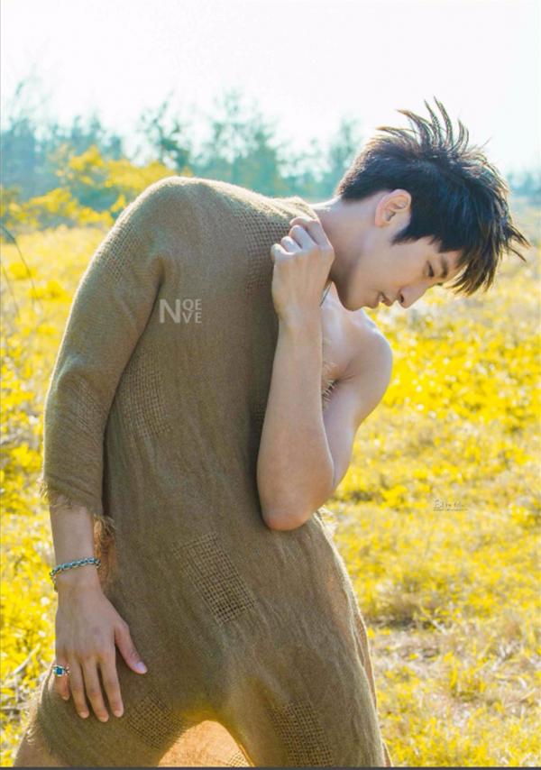 Whoseman-4-明星教練男丁格爾-芬達-全裸非全見寫真書